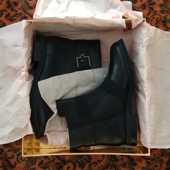 Black leather bootie - Picture 7 of 9